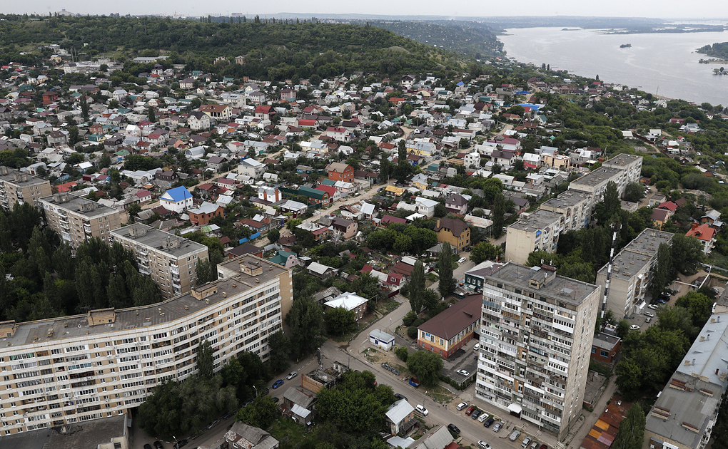 Город пила. Саратов назвали самым пьющим городом России. Город пей.