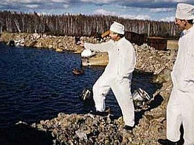 Карачай: что не так с самым опасным озером в России