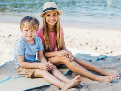 Топ пляжных мест в России для всей семьи — дети будут в восторге