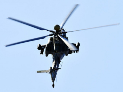 Российские экипажи Ми-28НМ уничтожили замаскированную технику ВСУ