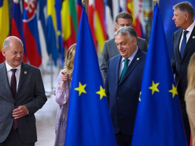 Орбан указал на спад экономики ЕС из-за решений Брюсселя