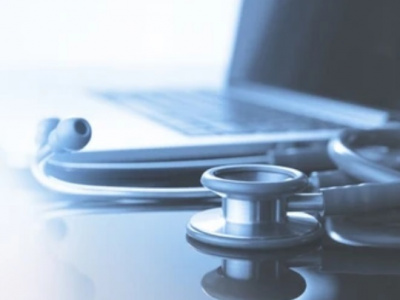 Цифровизация в медицине: как и зачем оформлять цифровой полис ОМС