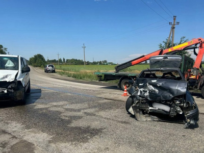 За сутки три человека пострадали в двух ДТП в Запорожской области